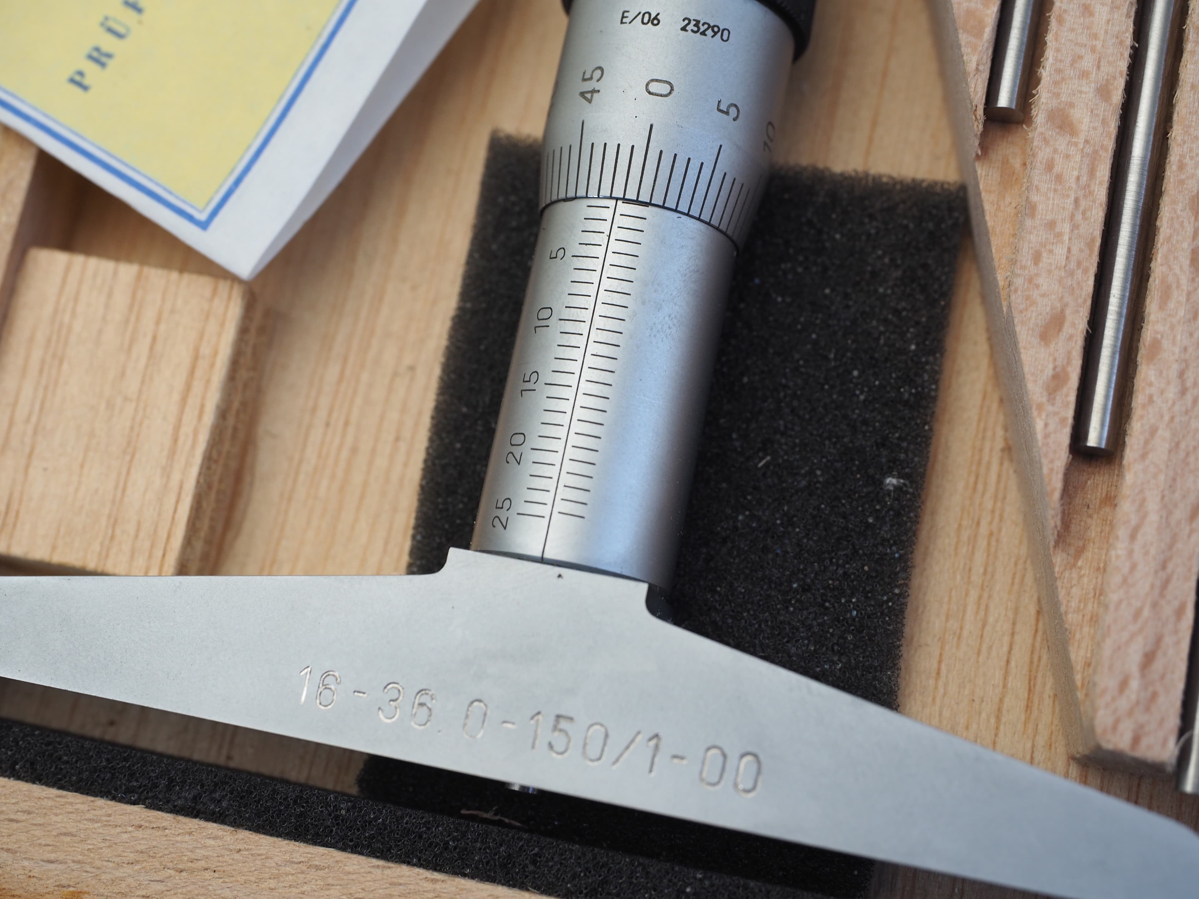 Mauser Tiefenmessschraube 0-150 mm mit Pruefattest im Holzkasten