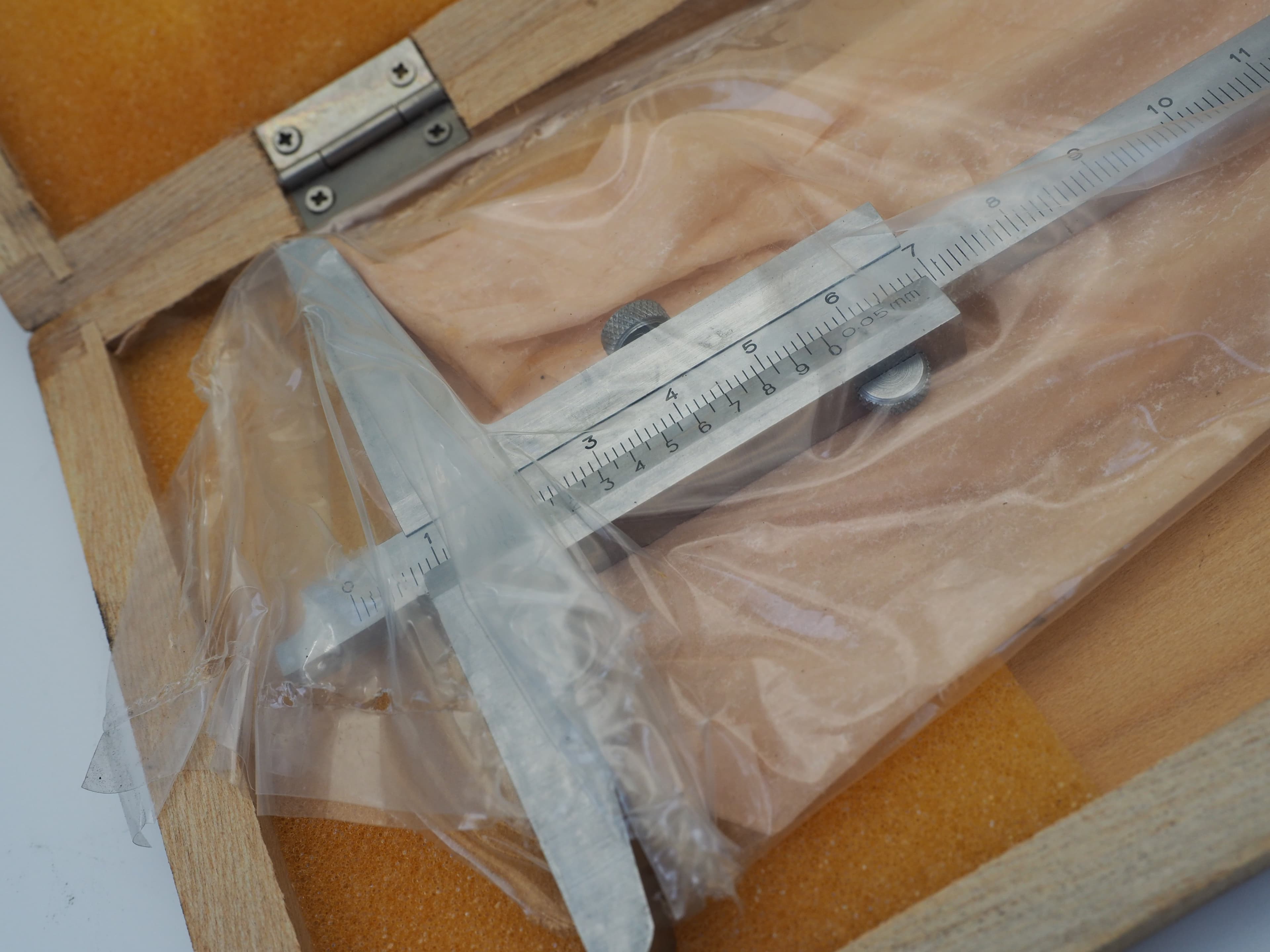 Neues Nonius-Tiefenmaß Messschieber 0–200 mm, 0,05 mm 9102