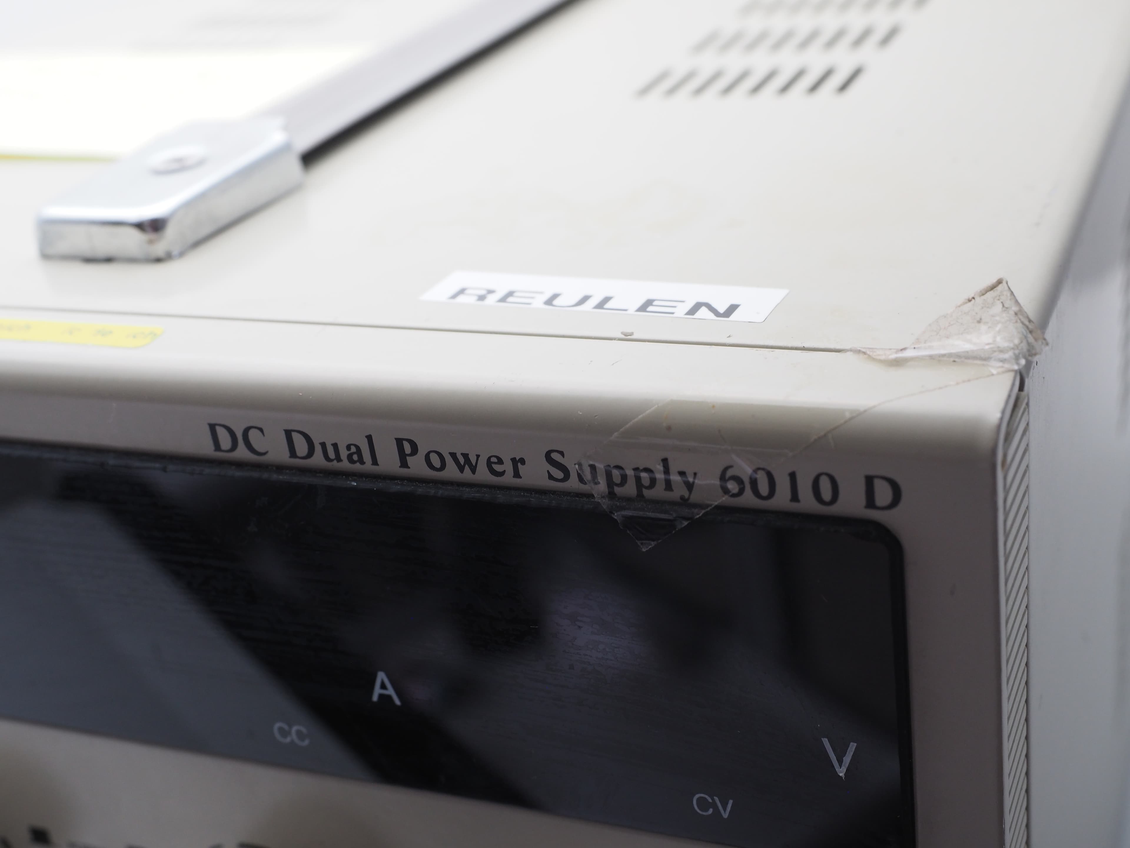 Labornetzteil PeakTech 6010D DC Dual Power Supply 2x 0-30 V 0-5 A
