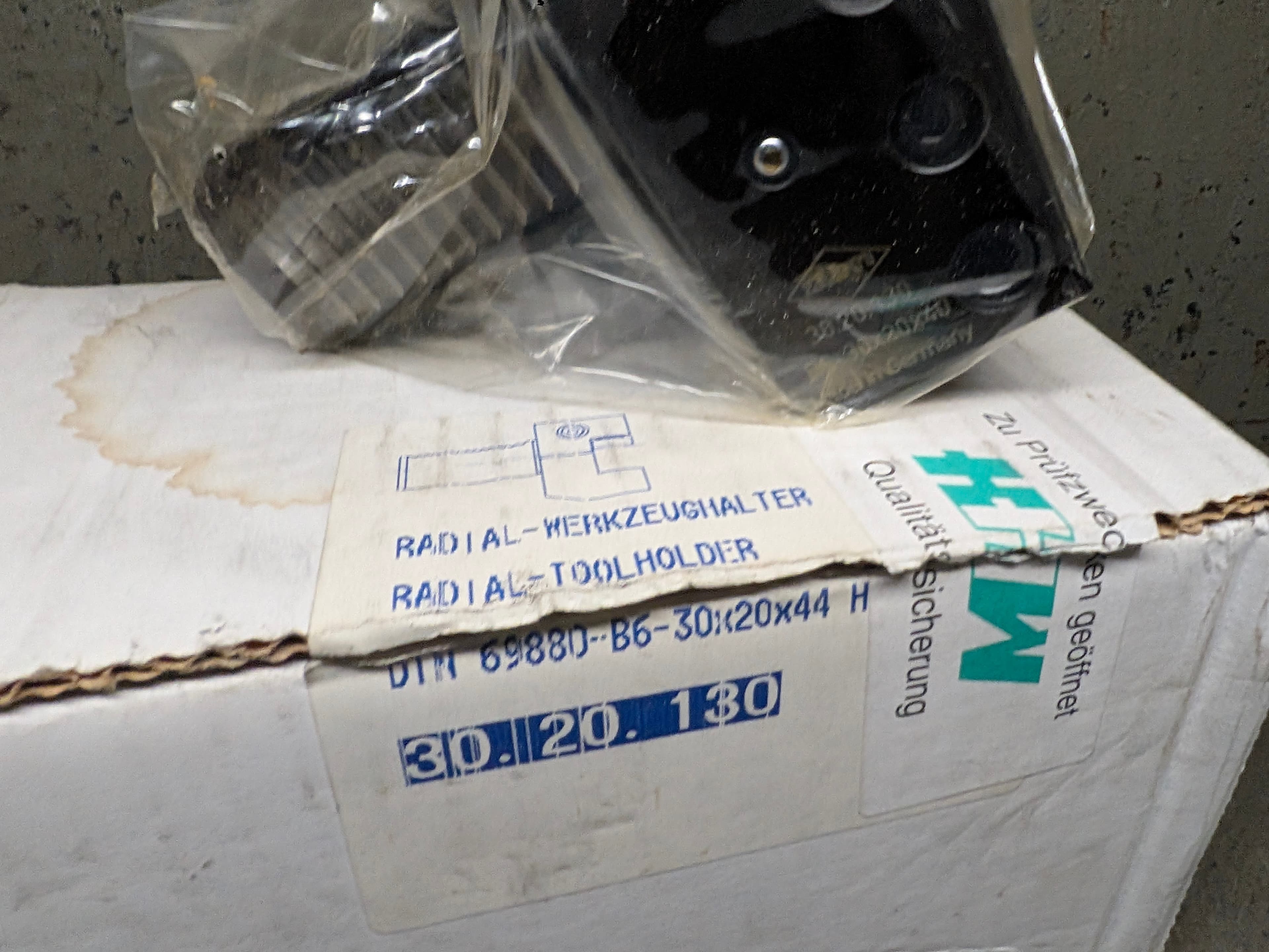 Zürn DIN 69880 B6-30x20x44 H Radial-Werkzeughalter 30.120.130 VDI