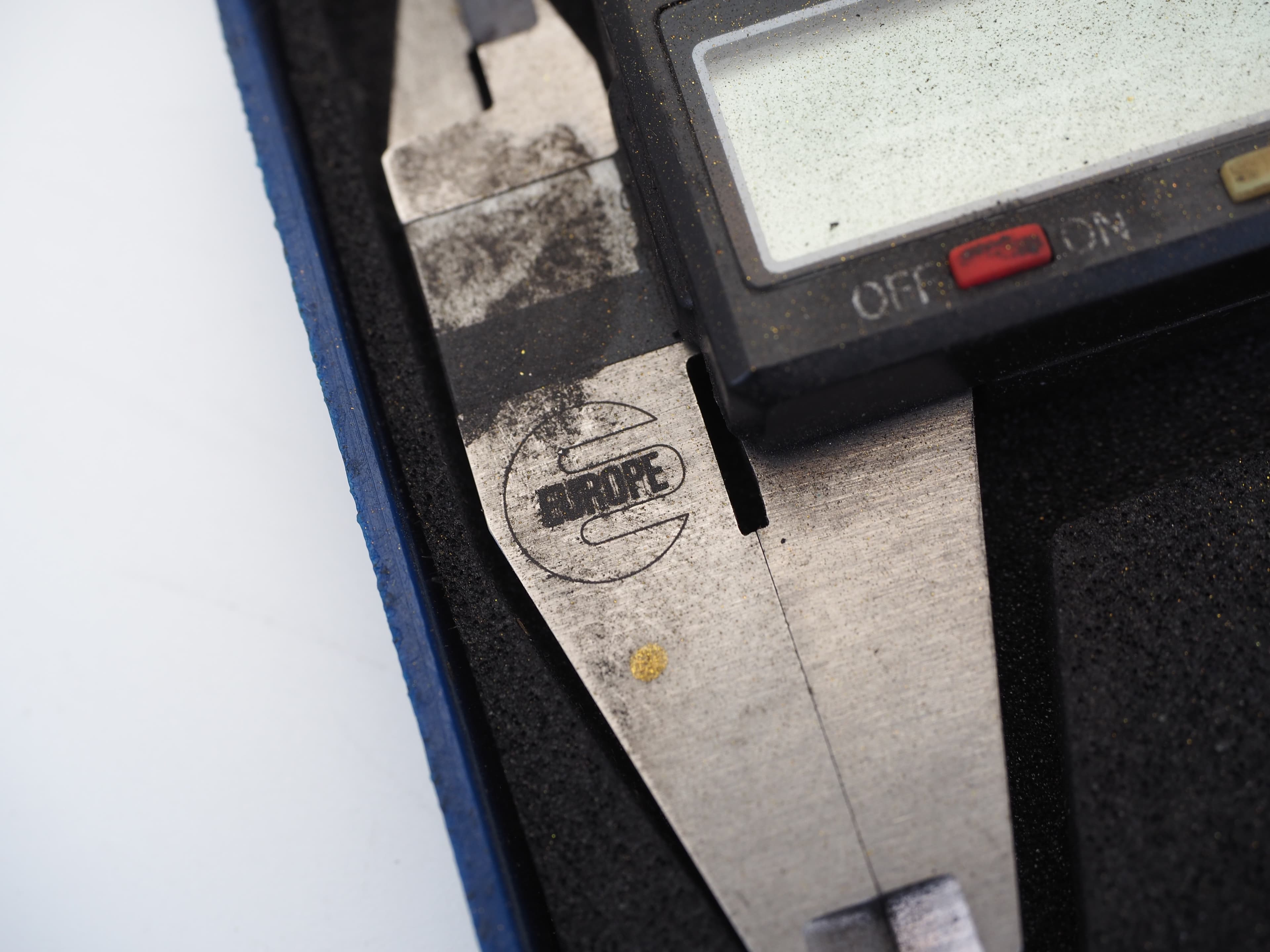 EUROPE Digitaler Messschieber – 150 mm im Koffer