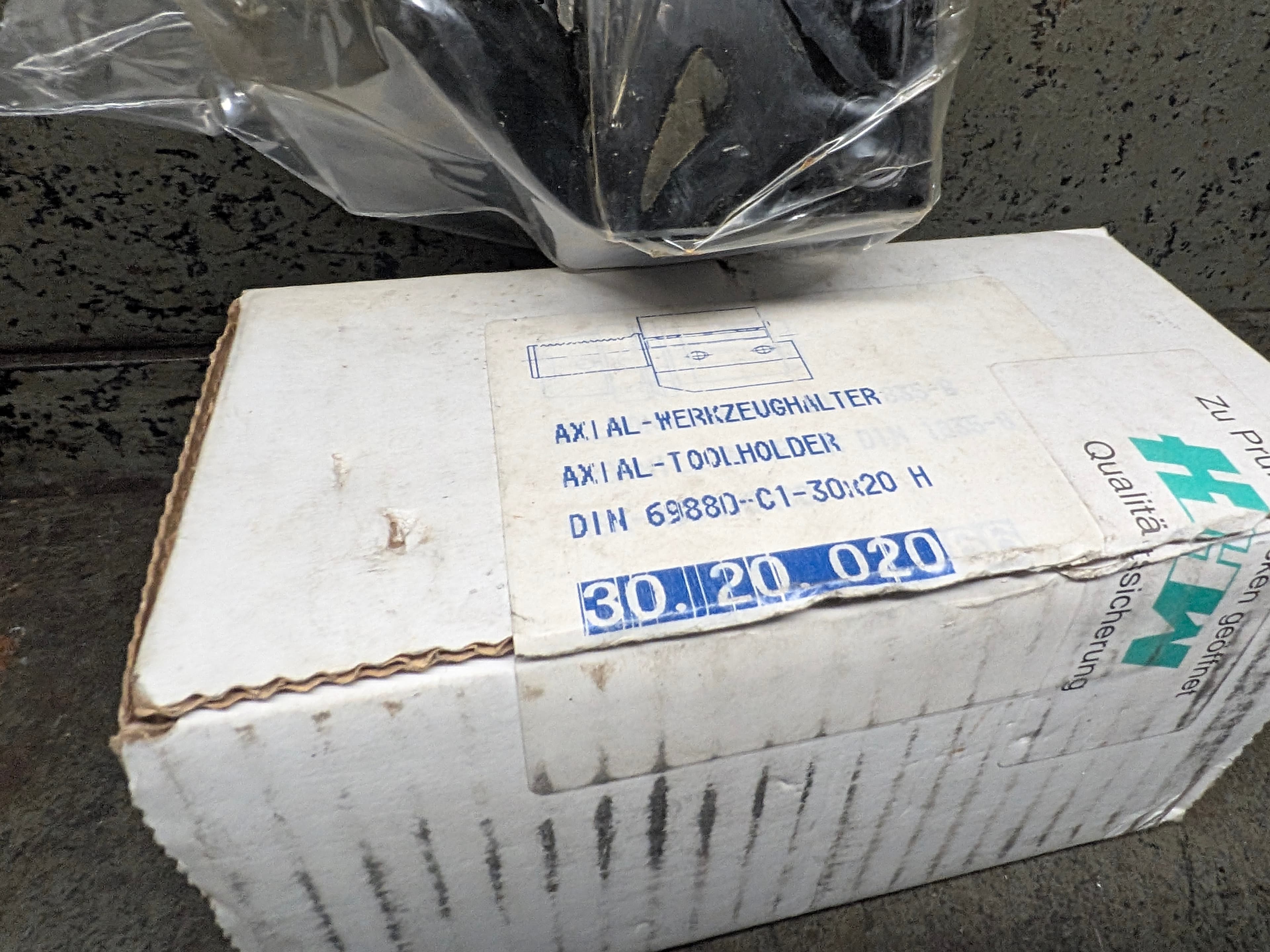Zürn 30.120.020 Axial-Werkzeughalter DIN 69881-C1-30x20 H, neu