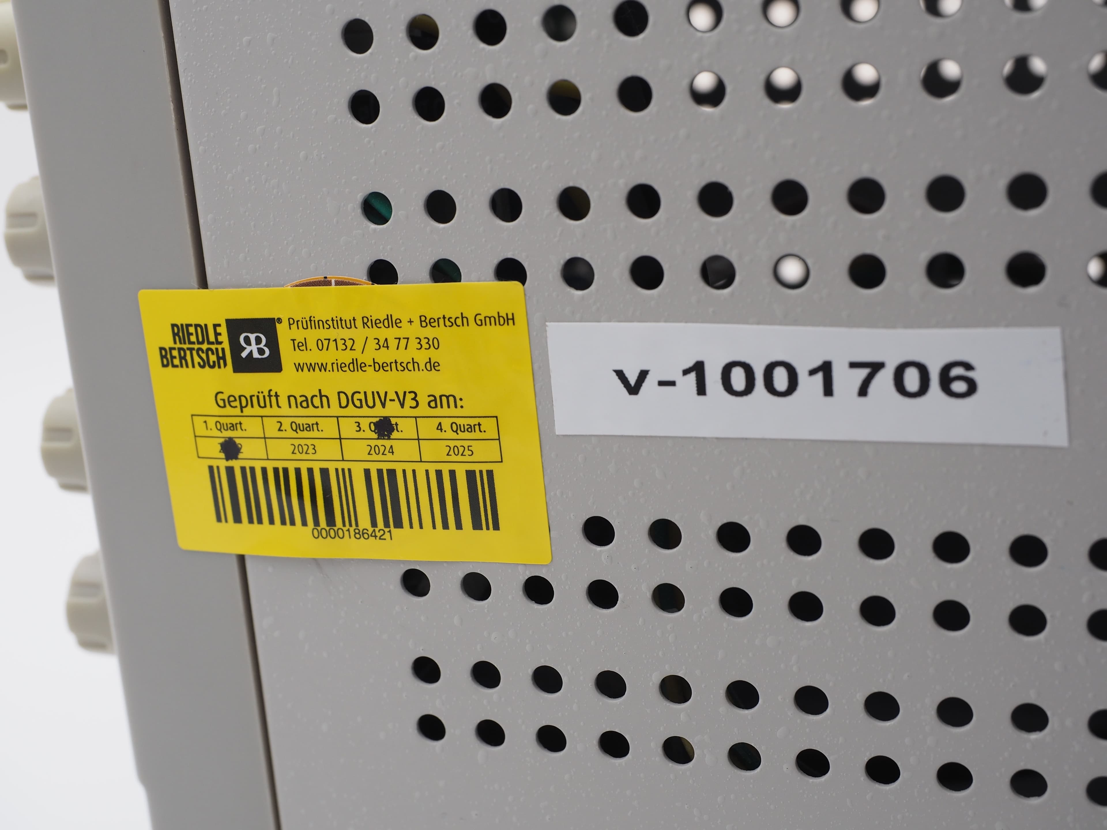 Labornetzteil BST PSD30 3B 0-30 V 3 A mit Digitalanzeige