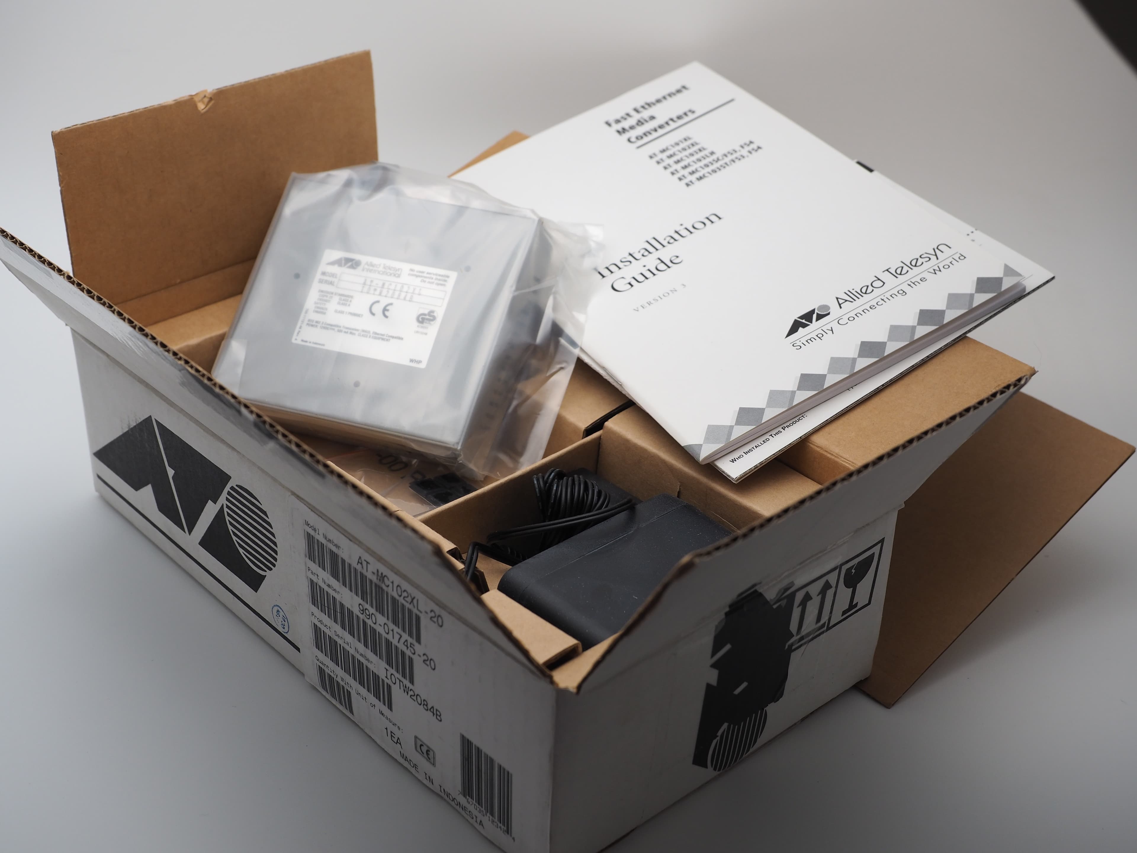 Allied Telesyn Medienkonverter AT-MC102XL-20 originalverpackt